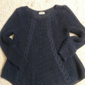 FemmeFatale Light and trendy sweater